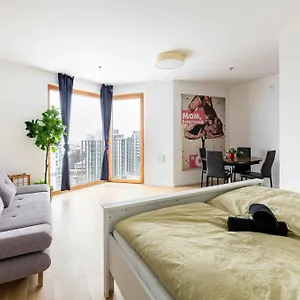  Apartment Central Station Loft - Amazing View In City Center - Jupihome